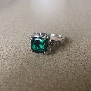 Emerald ring